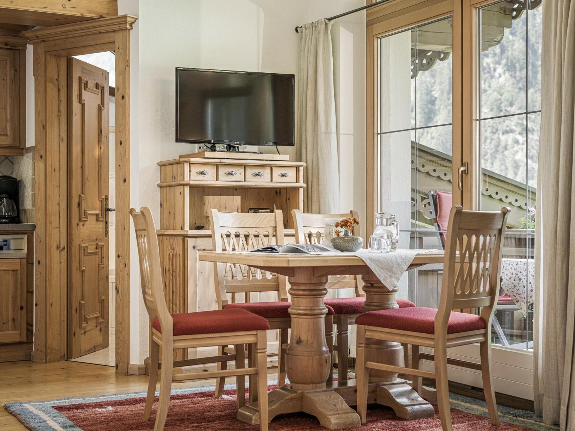 Apparthotel "Landhaus Veronika" Майерхофен Екстериор снимка