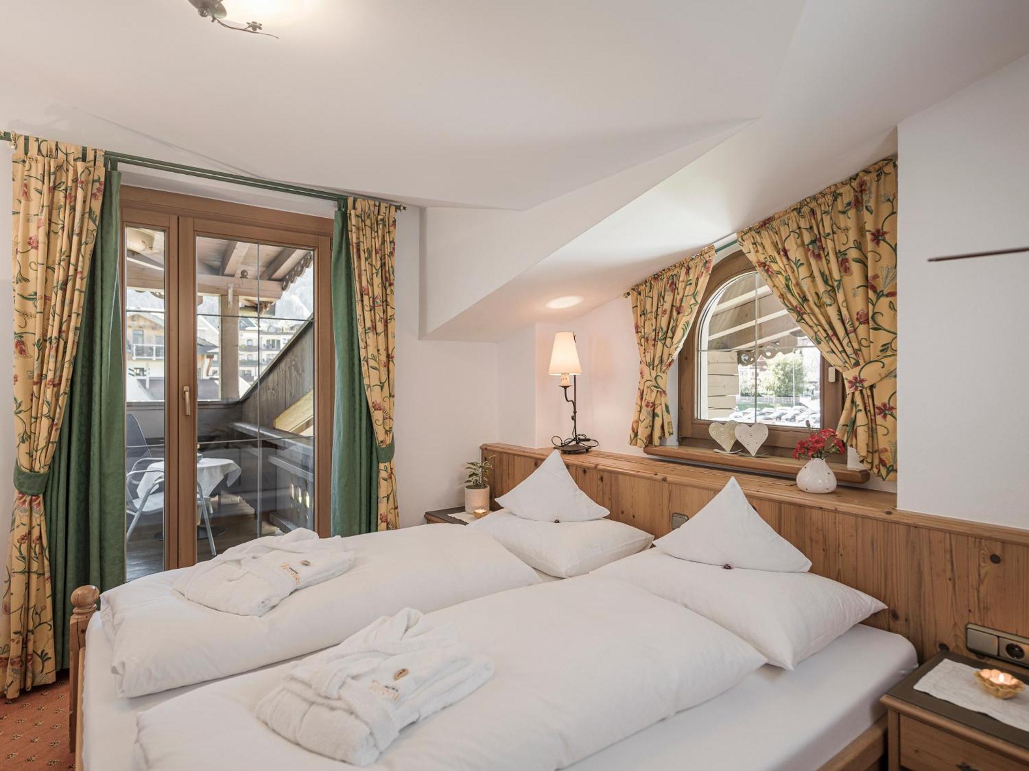Apparthotel "Landhaus Veronika" Майерхофен Екстериор снимка